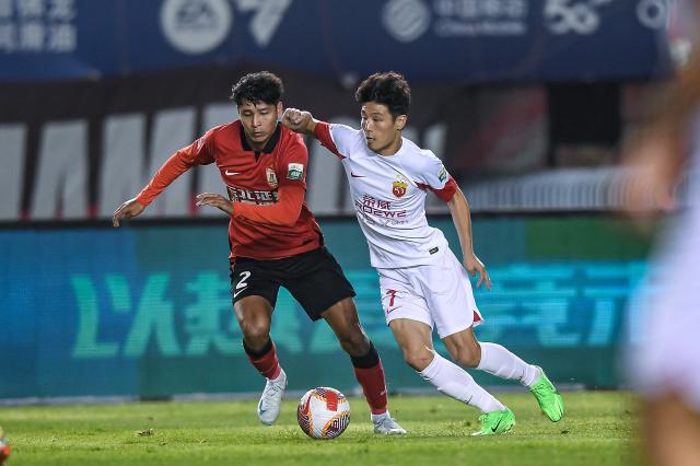 ac米兰-海港强闯长春为争冠敲响警钟 穆帅一席话点醒众人