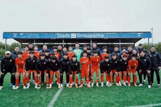 U14选拔队赴法国拉练 取胜第戎梯队战平巴黎U14队